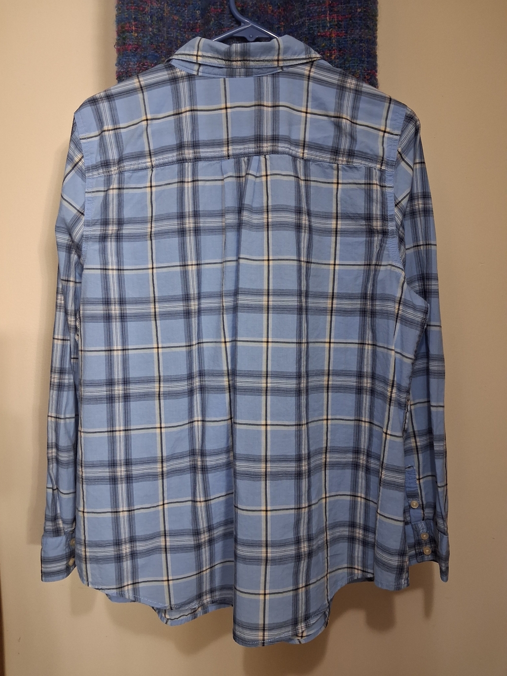 St John's Bay Women's XL Plaid Blue Button Down Shirt - Picture 2 of 3